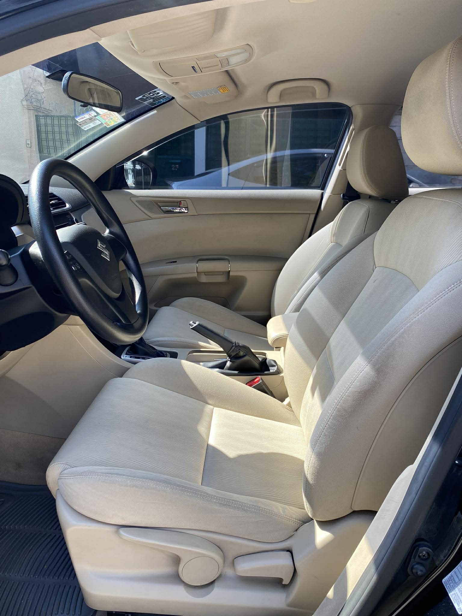 2012 SUZUKI	KIZASHI 	GAS AUTOMATIC TRANSMISSION - Image 10