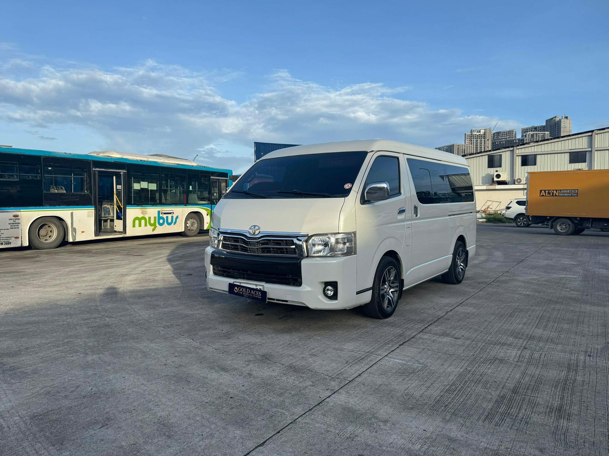 2016 TOYOTA HIACE SUPER GRANDIA 3.0L DSL AUTOMATIC TRANSMISSION - Image 4