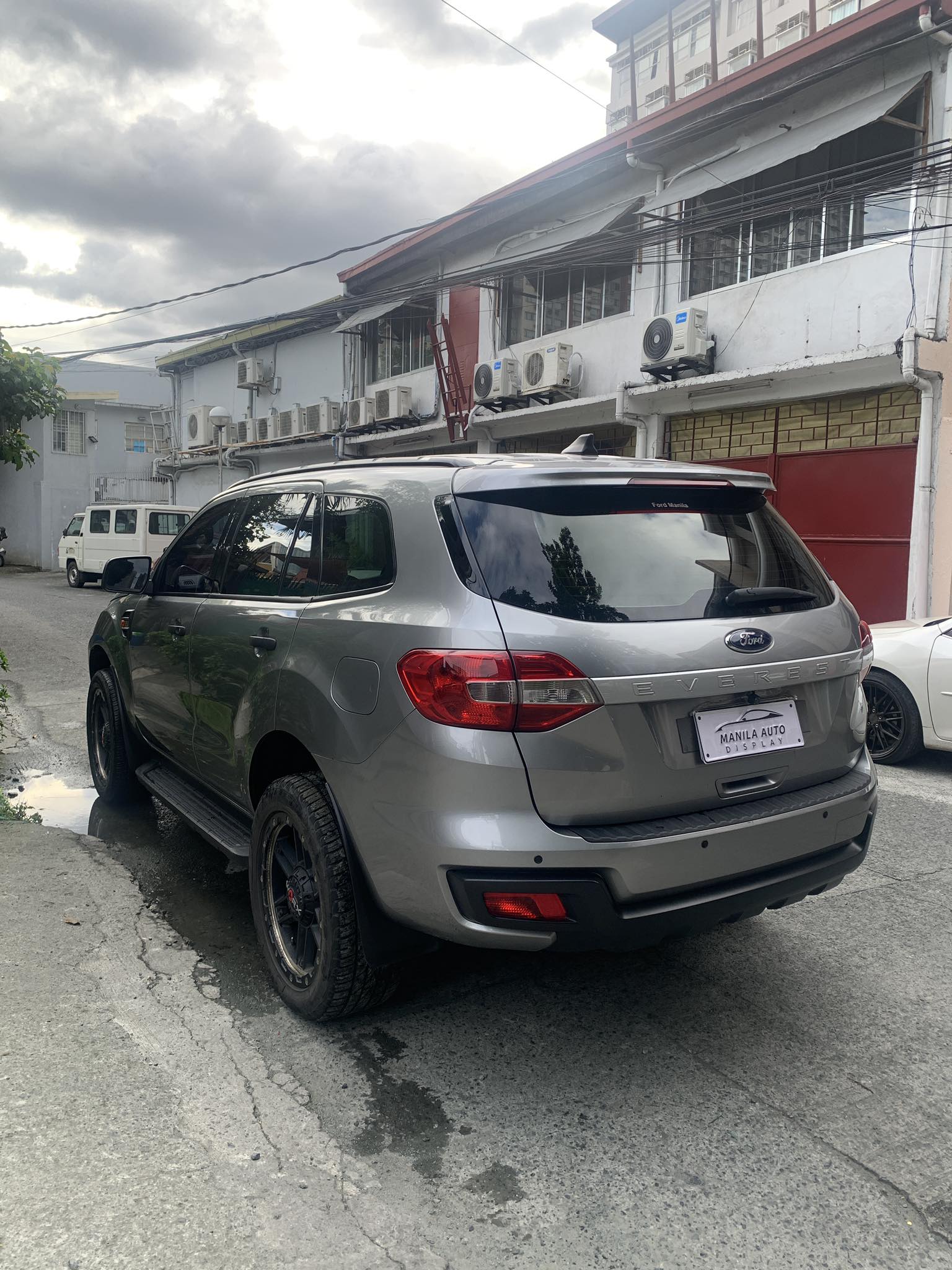 2016 FORD EVEREST AMBIENTE 2.2L 4X2 DSL AUTOMATIC TRANSMISSION - Image 9