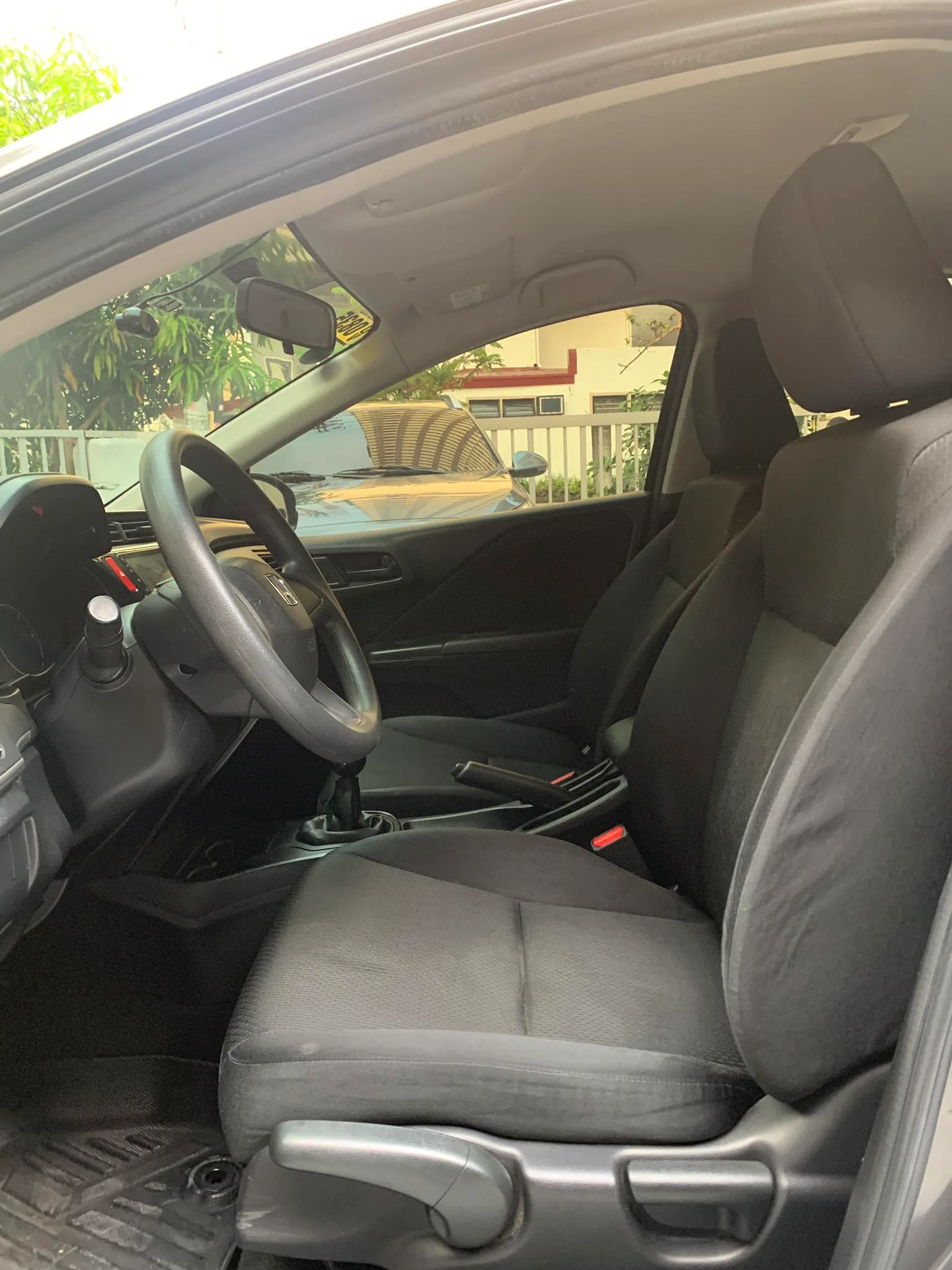 2018 HONDA CITY 1.5L GAS MANUAL TRANSMISSION - Image 8