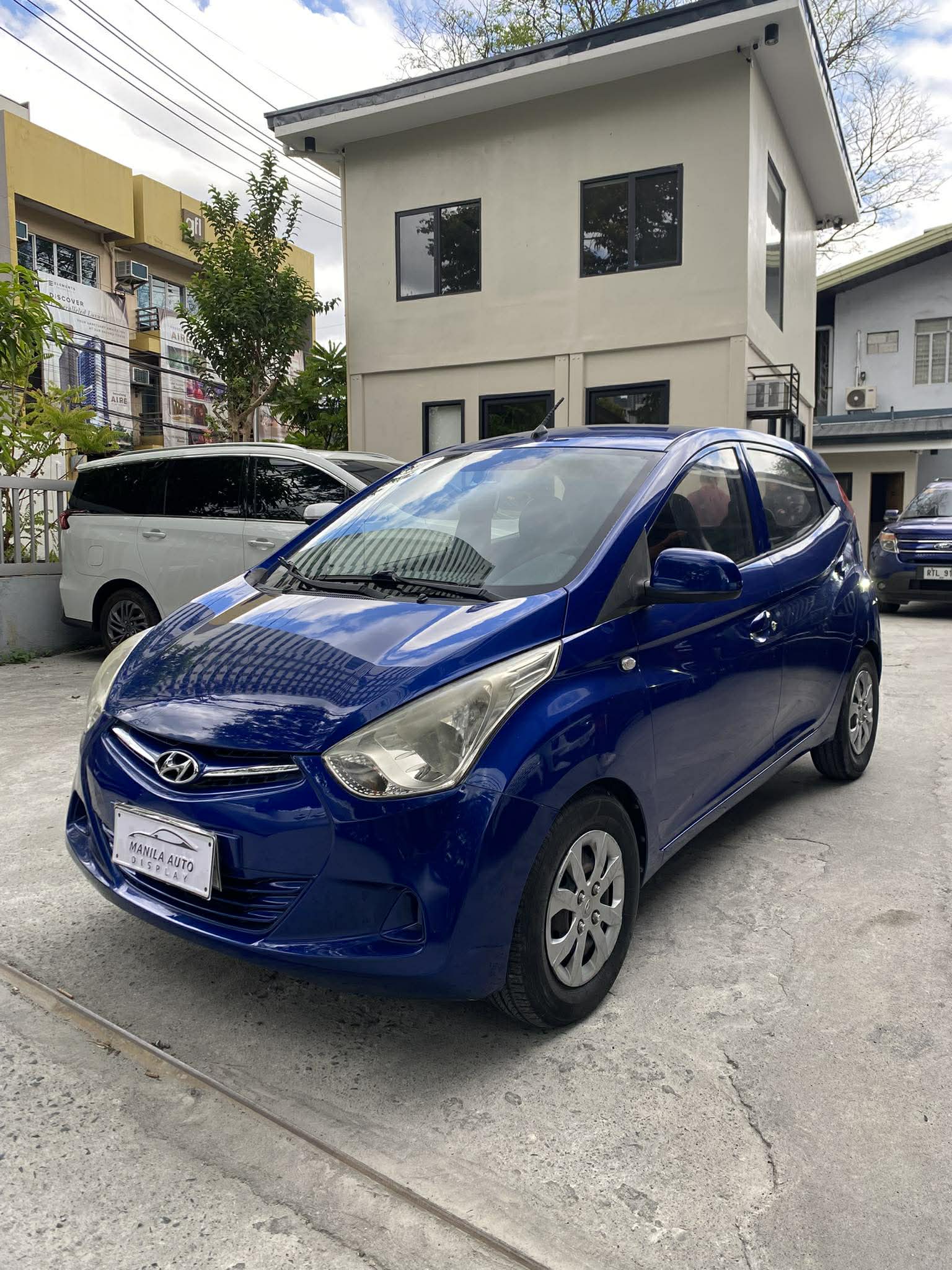2018 HYUNDAI EON 0.8L GLX 5 GAS MANUAL TRANSMISSION - Image 3