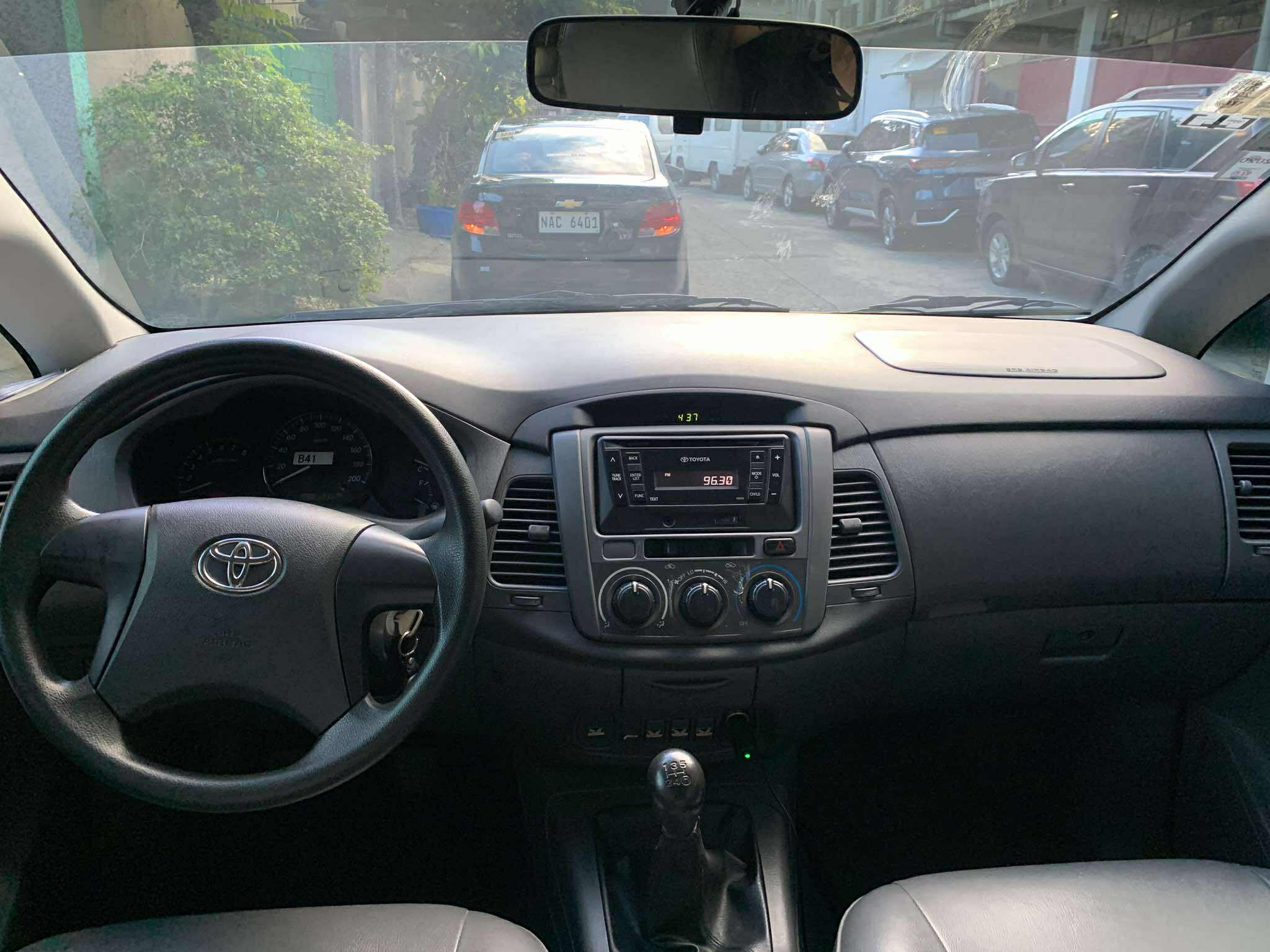 2016 TOYOTA INNOVA 2.0L J MANUAL TRANSMISSION - Image 10