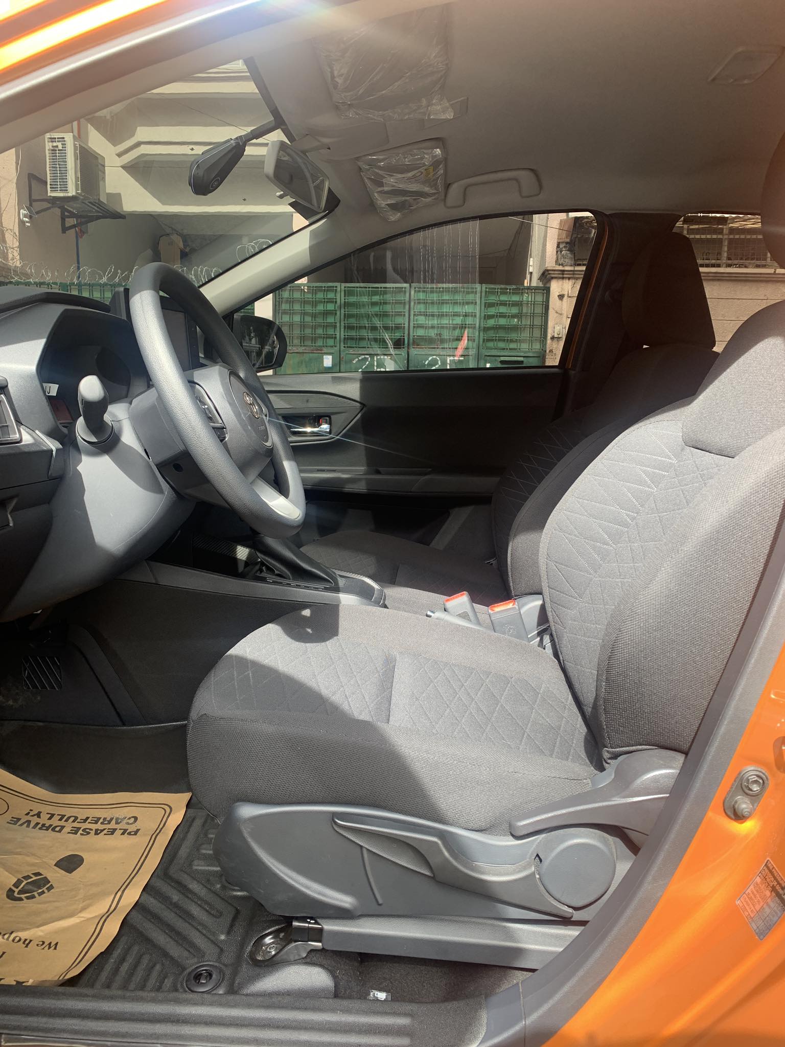 2025 TOYOTA WIGO 1.0L G GAS AUTOMATIC TRANSMISSION - Image 8